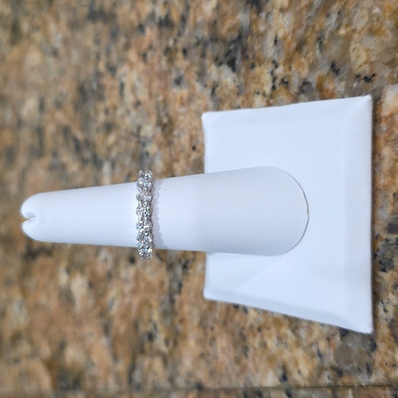Platinum 2.88 CT Diamond Eternity Band - SZ 6 - Picture 1 of 14